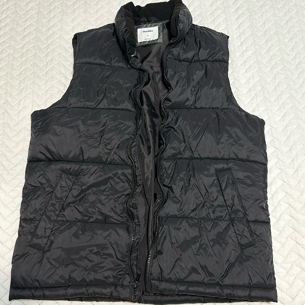 Old navy puffer Vest